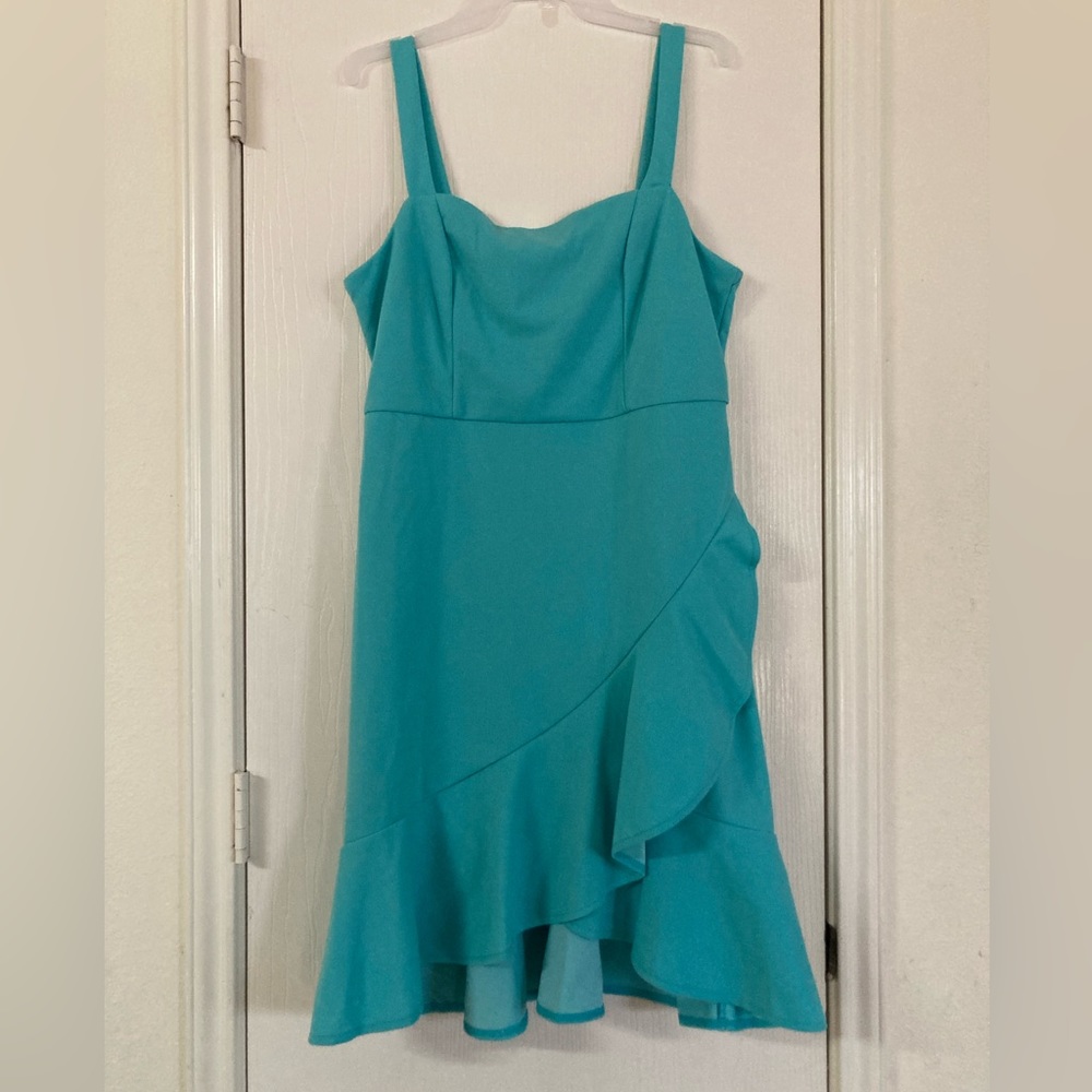 BCBG Paris' Ruffle Skirt Dress Medium